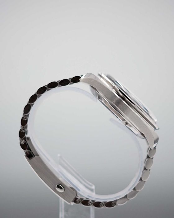 Omega Speedmaster Moonwatch - гаранция