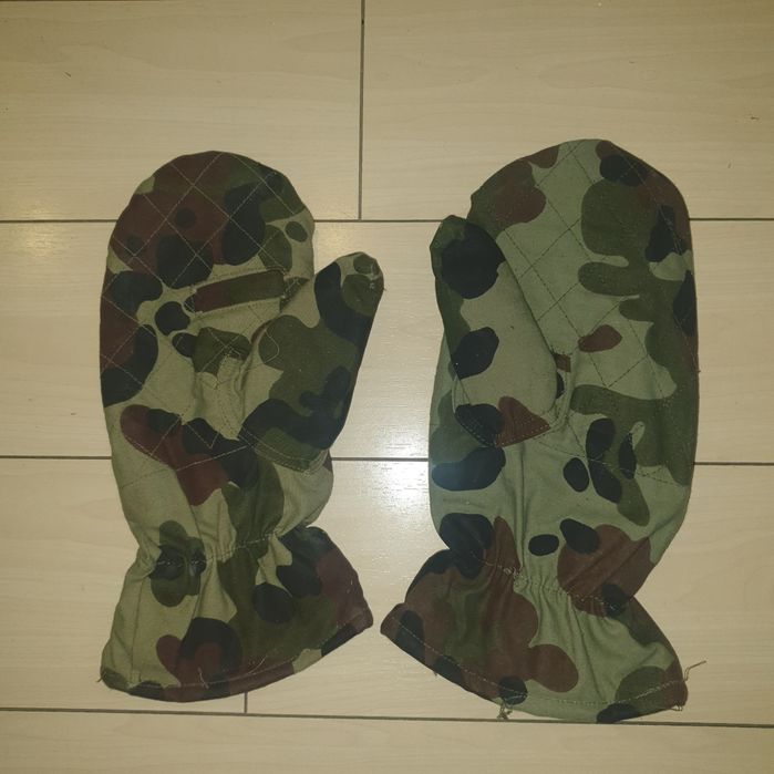 Manusi militare  armata romana ani 2000 nefolosite