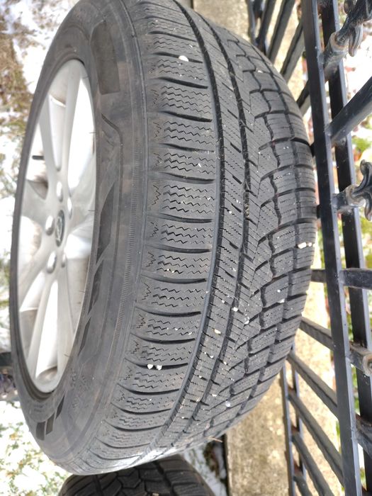 Jante aliaj+ cauciuc 225.55.17 de iarnă,stare foarte buna..