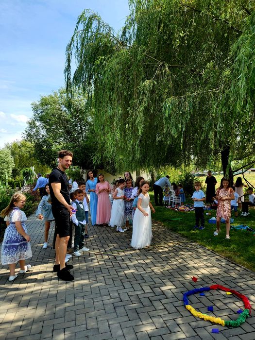 Entertainer/ Animator copii adulti Jocuri la nunti /evenimente nunta