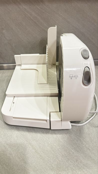 Електрически нож SENCOR SFS 1000WH БЯЛ, 100 W