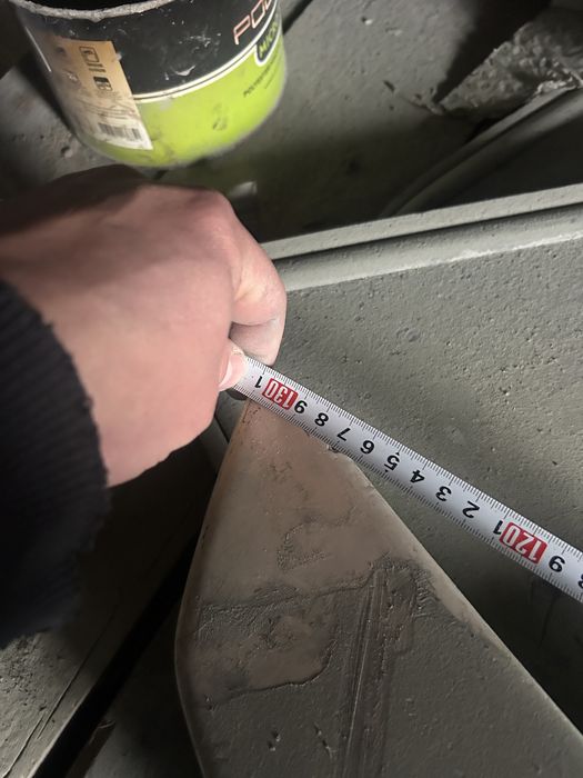 Продам спойлер универсальный