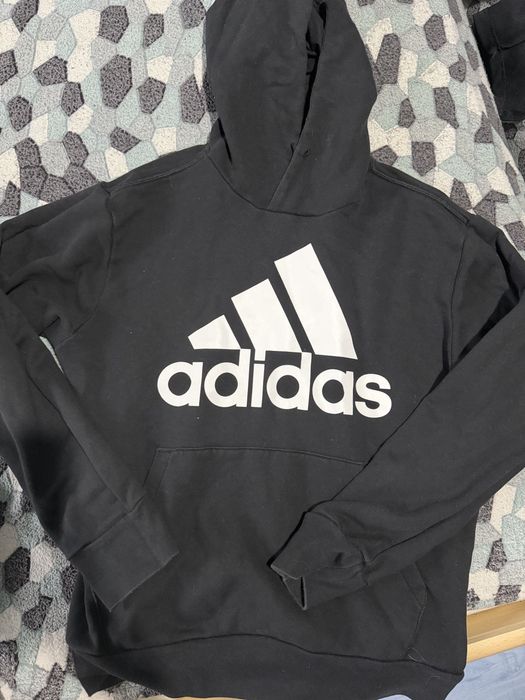 Слуичър на  Adidas