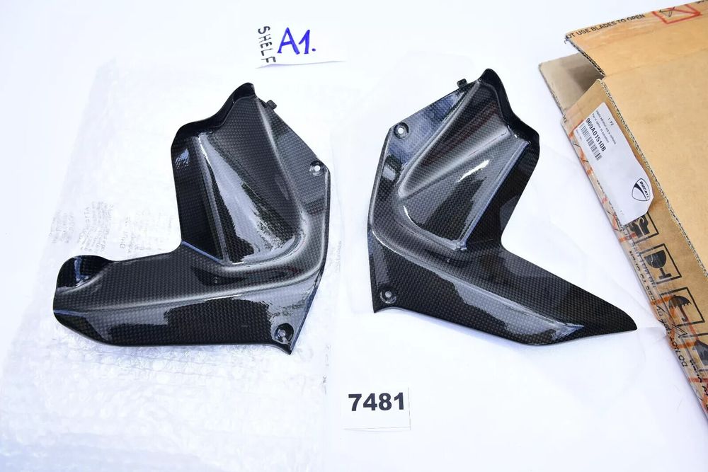 Deflectoare de control al respingerii aerului de carbon Ducati