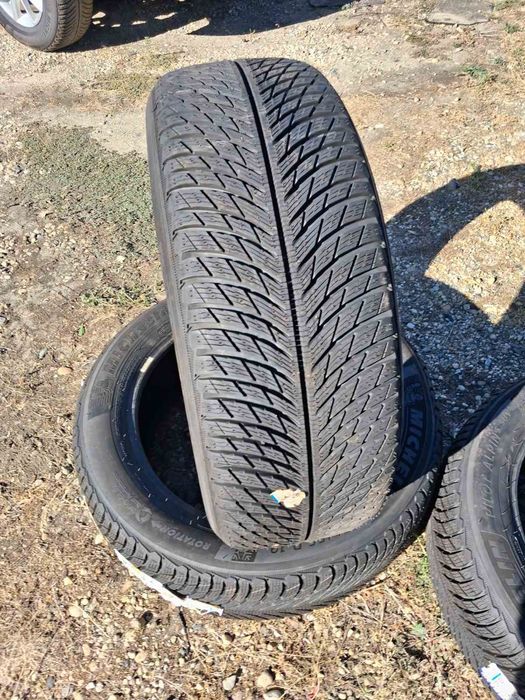 Зимни Гуми  Michelin Alpin 5 Suv 235 55 19. НОВИ!!!