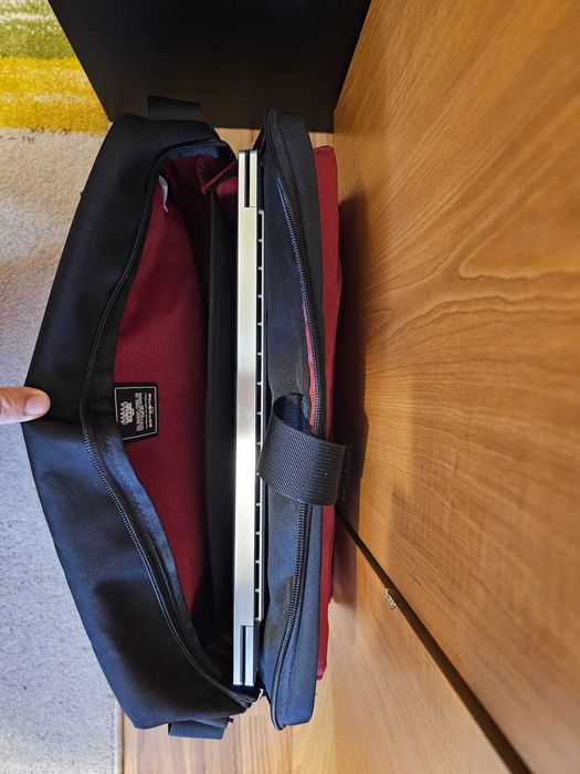 Geanta laptop Samsonite Sarasota XB Messenger's Bag 15.6/17 nefolosita