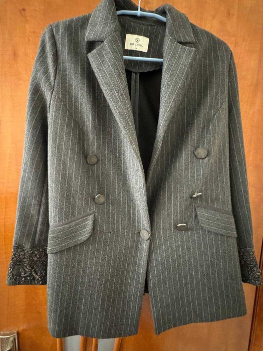 продается брючный костюм, Турция, размер 36, б/у, Юнусабад