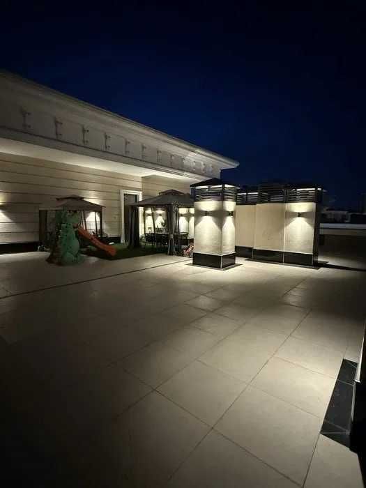 Продается квартира 
Шайхонтахурский район
ЖК Boulevard 111м2+терасса