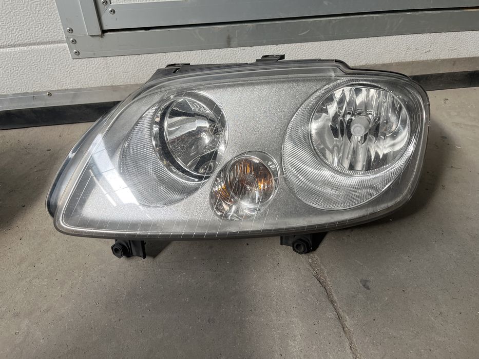 Far dreapta Volkswagen Touran