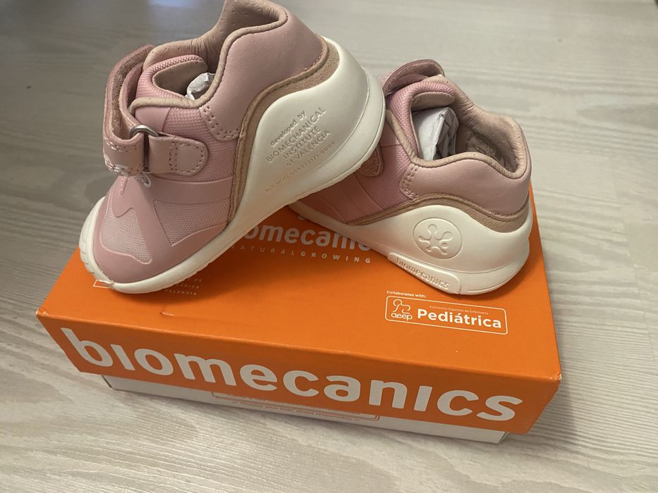 Vand pantofiori copii biomecanics noi marimea 20