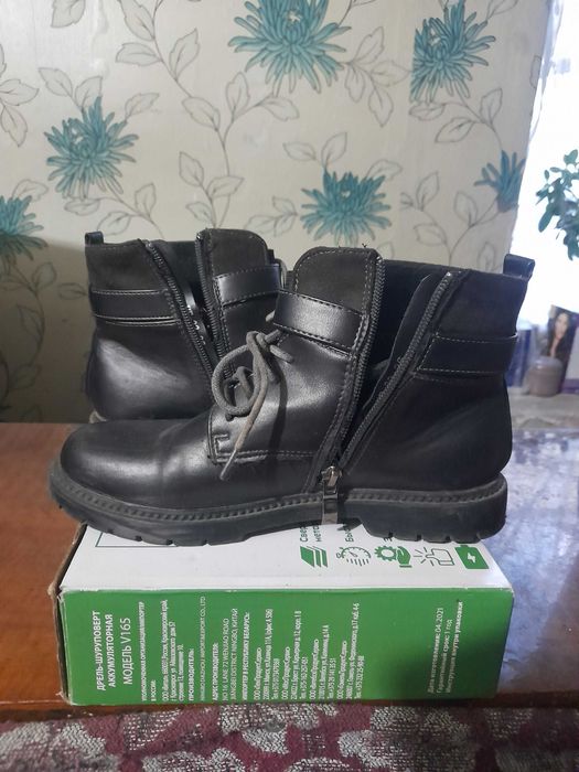 Продам  полусапожки на девочку