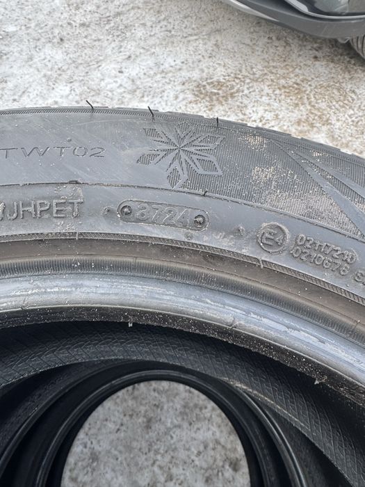 Шины  комплект  235:55:18
