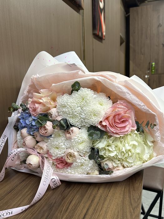 Свежие цветы 10000 тнг