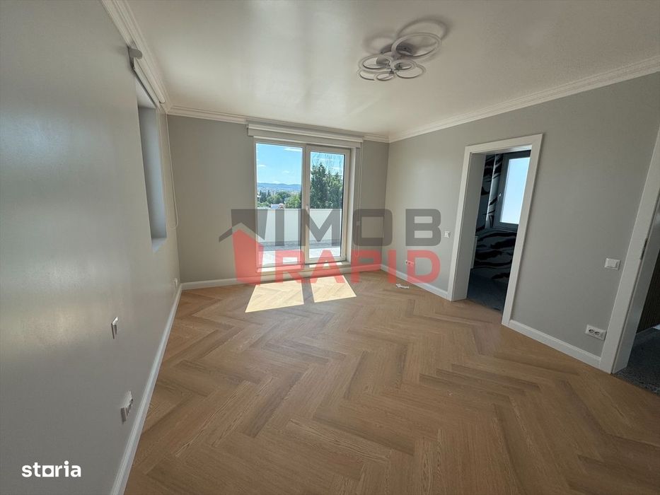 Penthouse de vânzare 85 mp utili+80 mp terasă str. Horea