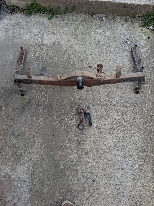 Теглич Ауди 80 б4