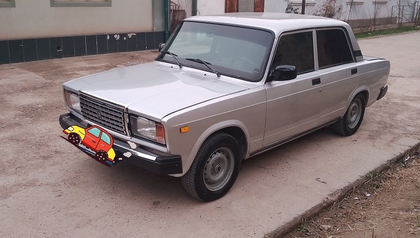 Vaz 2107 sotiladi 2011 yil