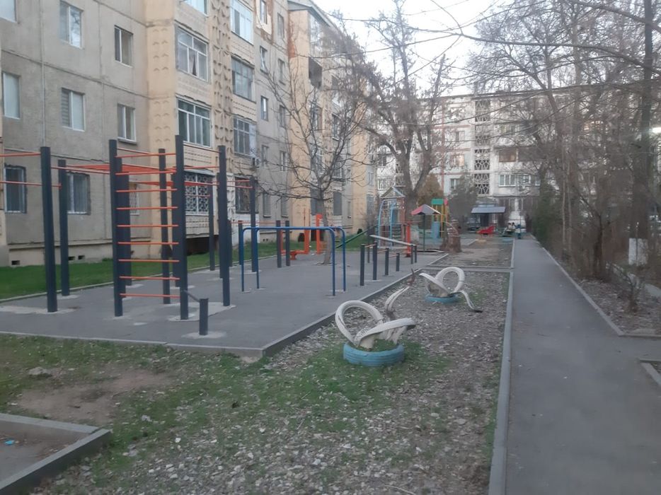4-комн., Центр, 1 этаж (улучшенная)