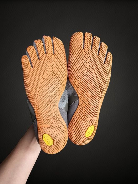 Боси обувки с пръсти Vibram FiveFingers 37