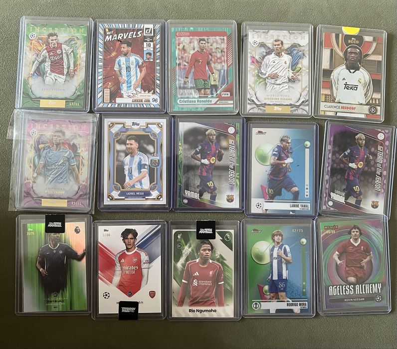Carduri diverse Topps si Panini numerotae, autografe
