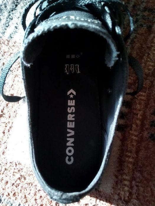 Продаю кеды Конверс