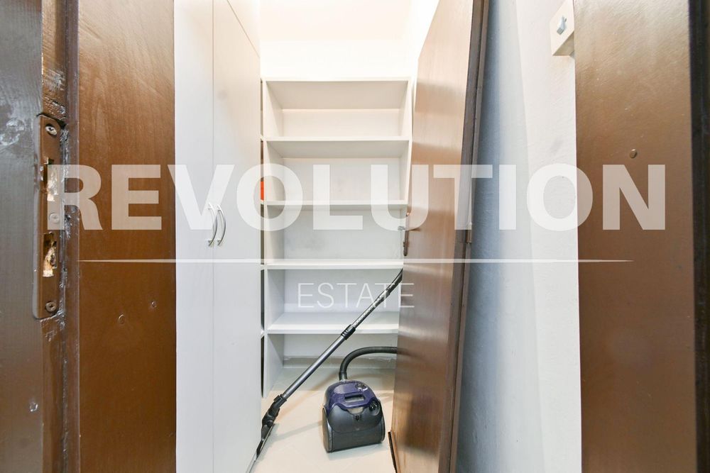 Двустаен апартамент в Центъра на София.