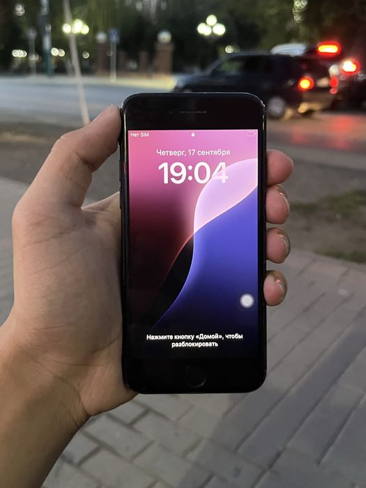 Айфон SE 64gb / без ремонт