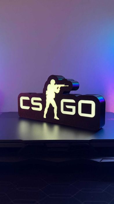 Lampă LED CS:GO
