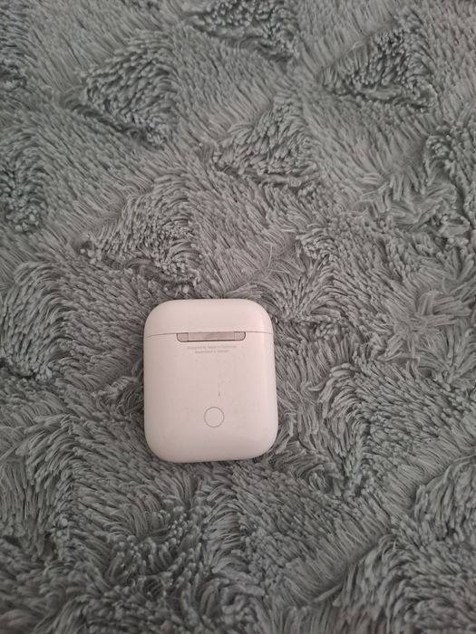 Airpods 2 folosite