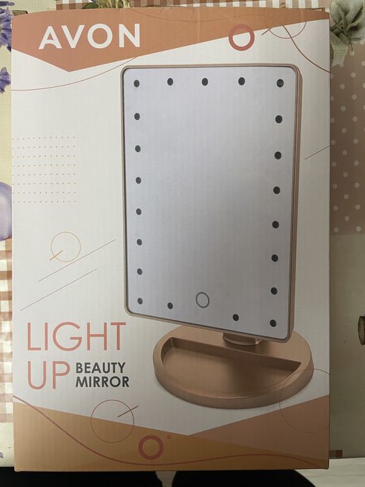 Oglinda cu led Avon