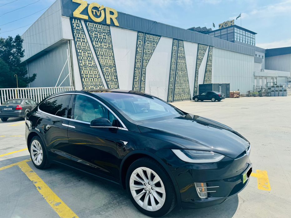 TESLA MODEL X Long Range 100 USA , 2022 imported В идеальном состоянии