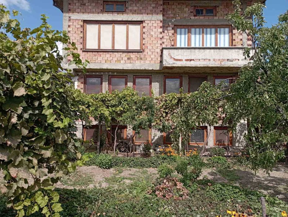 Продава се Къща в с. Енина, Област Стара Загора - 340 кв.м за 589 €/кв.м - Снимка #1