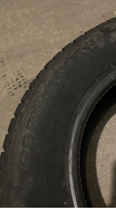 Продам шины шипованные новые