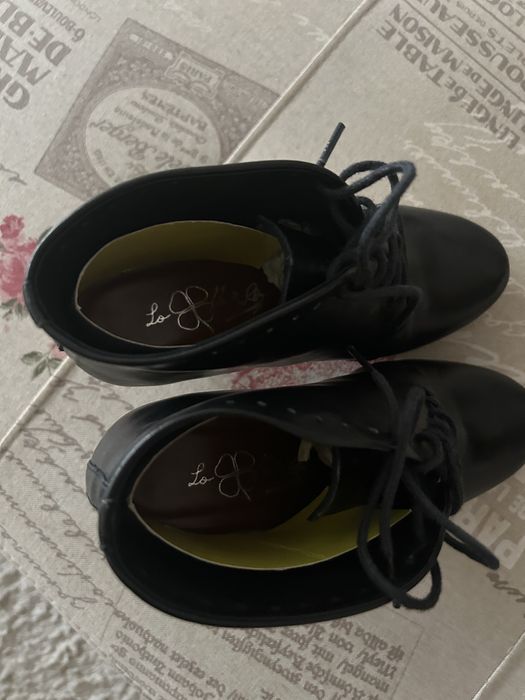 Ghete din piele, marimea 35