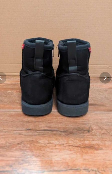 Donez botine îmblănite pentru fete