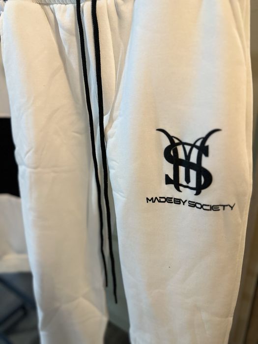 Compleu Made By Society Calitate Premium