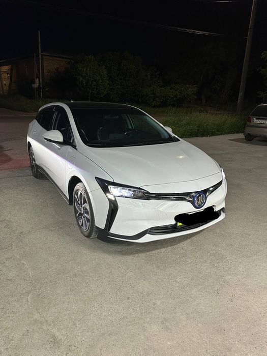 Buick velite 6 2024 oq full toza 440 km sotiladi