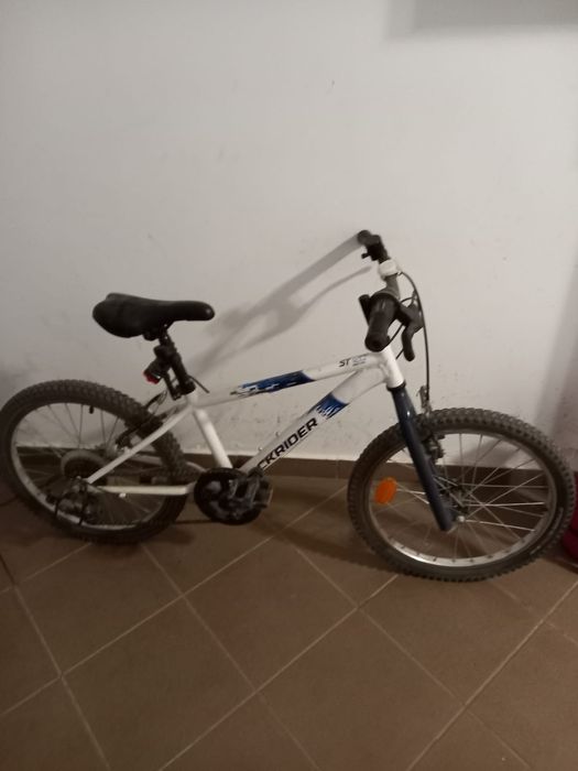 Vând Bicicleta Rockrider