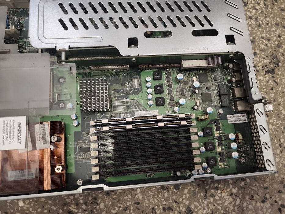 Сървър HP Proliant DL 140