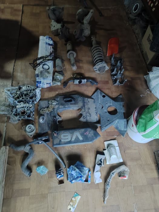 Продам б/у запчасти на Ауди 100 с4