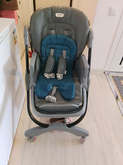 Детский стульчик для кормления