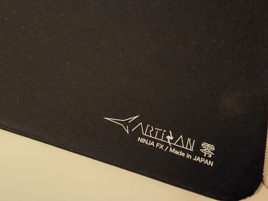Mousepad gaming Artisan Zero FX Soft XL, culoare neagră, în stare foarte bună