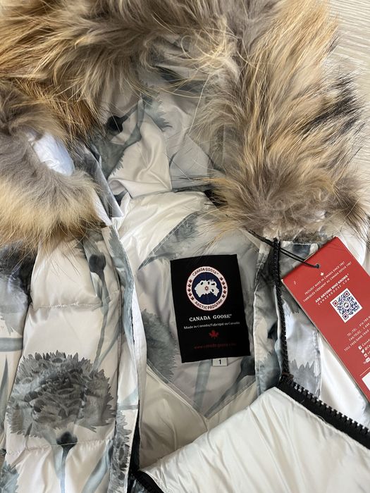 Зимний комбинезон для малыша