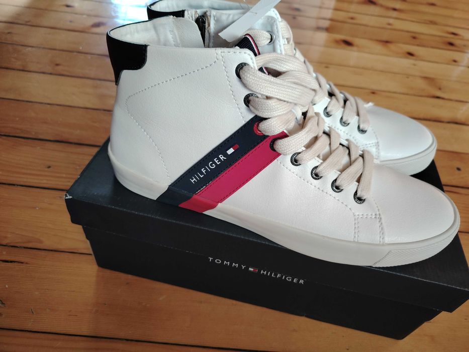 Мъжки обувки Tommy Hilfiger