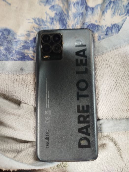 Realme 8 pro на запчасти