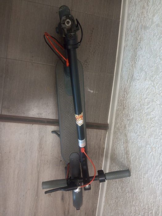 Продам электросамокат в отличном состоянии