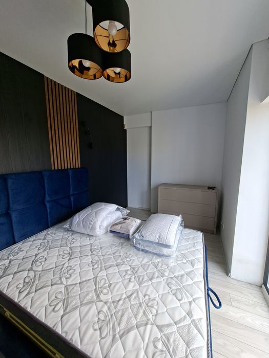 Inchiriez apartament 2 camere bloc Riviera