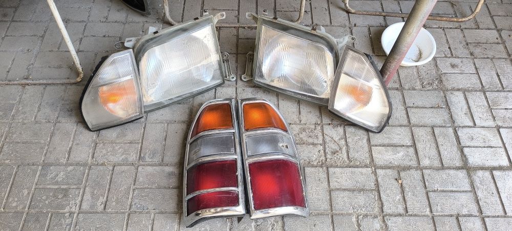 Комплект задние фары и поворотники 4 шт. Toyota Prado оригинал