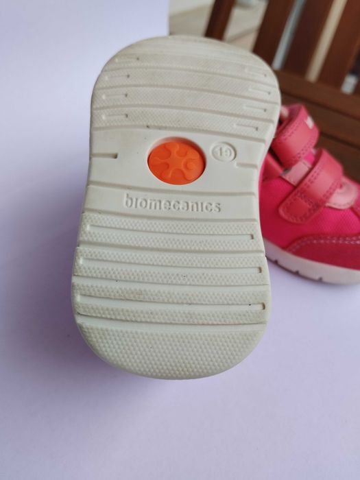 Обувки Biomecanics 19 номер