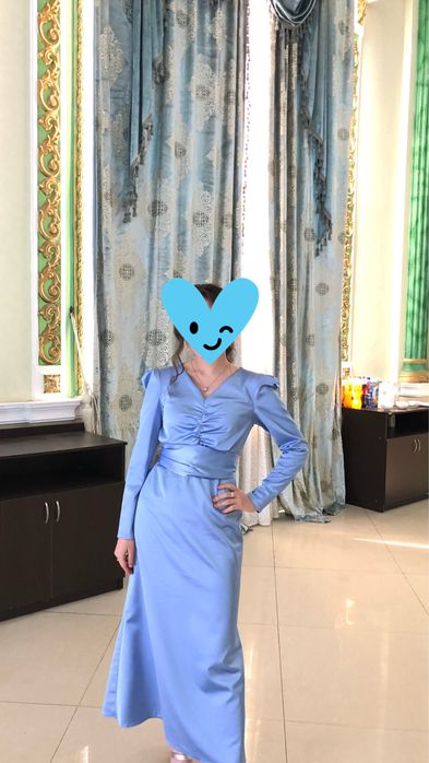 Платье из атласа, сшито на заказ