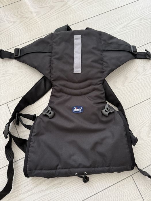 Marsupiu  bebe de la 0+ ajustabil Chicco